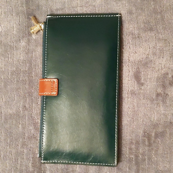 NWOT Andoilt Leather RFID block Long Wallet in Green & Brown with Gold Hardware - Picture 2 of 11